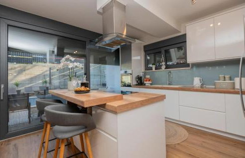 Gorgeous Home In Vrgorac With Wifi - Foto 6