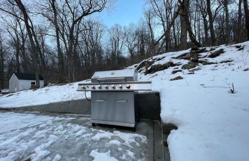 Entire Mountain Cottage Near Scenic Hiking Trails - Photo 40