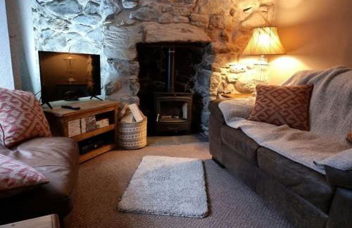 Glasfor Cottage - Photo 3