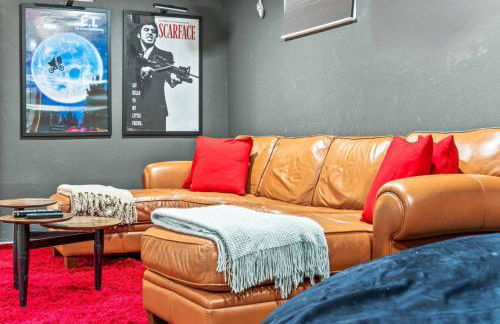 Movie Theatre Hot Tub Outdoor Grill - Foto 15