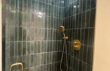 Tropical PoolHome Walk to Shops Near Beach - Foto 67