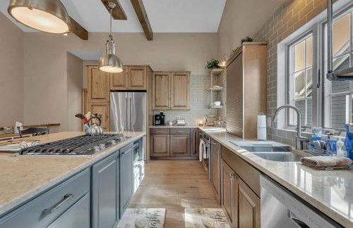 Luxurious 3-Bedroom Townhouse Walk to Village - Foto 27