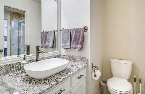 Modern Lake Conroe House with Lakefront Park and Deck! - Photo 24