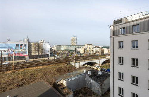 Praga Studio with Air-Con - 140m Metro, near PGE Narodowy Stadium - by Rentujemy - Foto 26