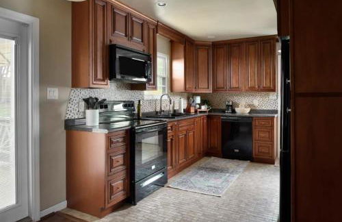 Serene Getaway with Patio in Pineville - Foto 2