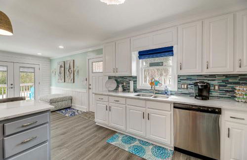 Emerald Isle Beach House Walk to the Sand! - Foto 10