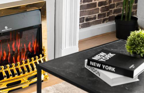 Stylish Four Bed House - 7 Guests - Garden - Parking - Netflix 802W - Foto 21