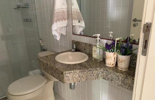 Casa super agradável em Busca Vida a 100m da praia! - Foto 66