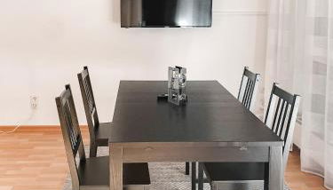 Schöne Wohnung, eigene Terrasse, privater Parkplatz, Wi-Fi, Waschmaschine, 3P - Foto 4