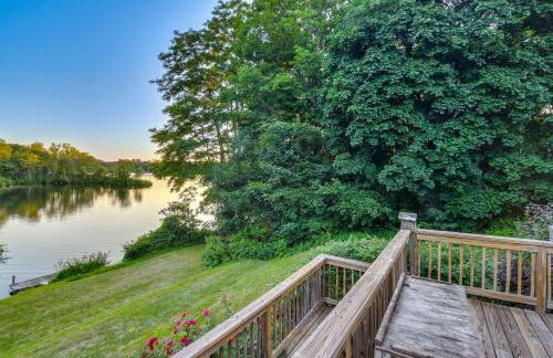 Lakefront Maine House about 4 Mi to Colby College - Foto 25