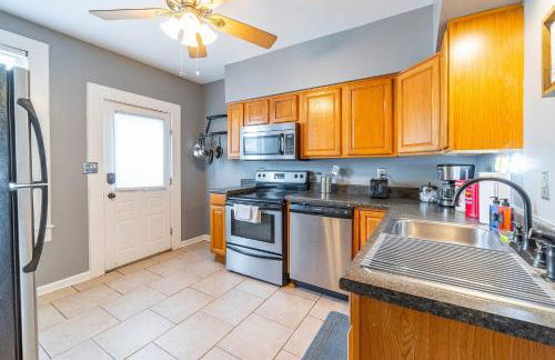 Cozy Brick-Short North Condo - (fenced yard) - OSU - Foto 11