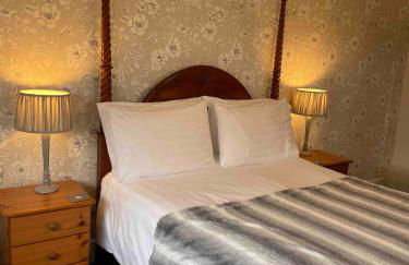 Leigh Holt, with games room nr Shepton Mallet, Somerset - Foto 36