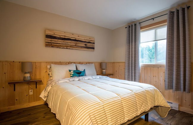 Cabins West - Photo 4