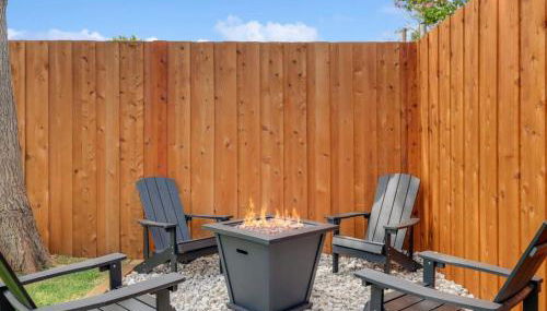 Best of Irving - Yard Firepit Free Parking - Foto 3