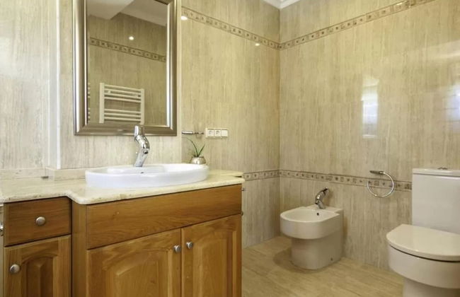 Charming Holiday Home in Calpe With Barbeque - Photo 26