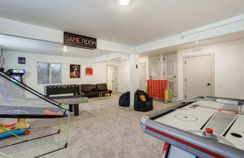 Champion Hall Arcade Games Fire Pit & BBQ Nights - Foto 41