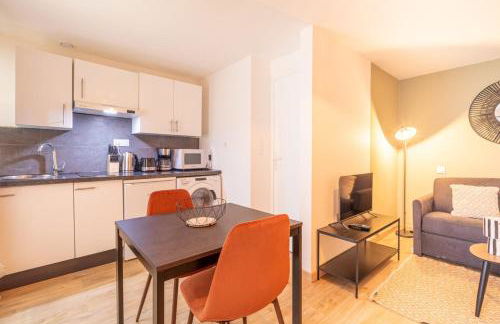 Quiet cocoon of love - Photo 3