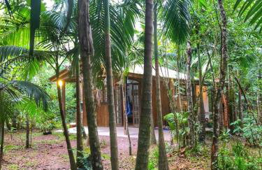 Chalé Saíra - casa simples no meio da Mata Atlântica! - Photo 1