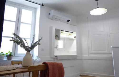 La Maison du Château au calme et centrale - Foto 9