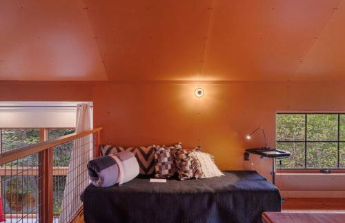 Water Views, Walk to Beach! New Hot Tub! - Foto 40