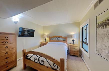 Spacious 3 Bed 3 Bath Condo with Pool - Foto 24