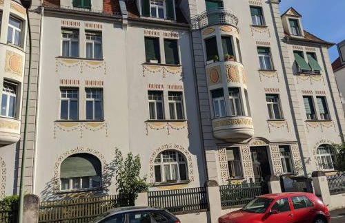 Wohnen am Main - gemütlicher Altbau, zentral - Foto 17