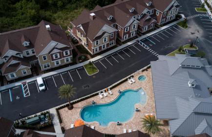 Comfortable home w 3 En-suites! SMV157 - Foto 40