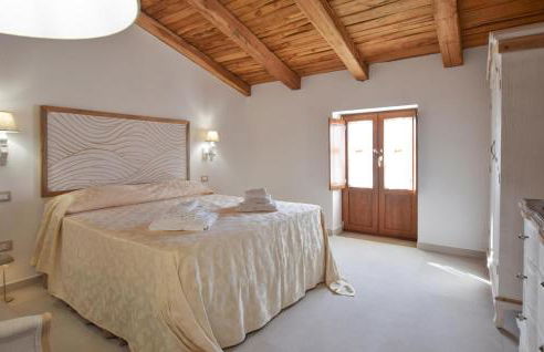 Beautiful Apartment In San Marco Di Castellab - Foto 5