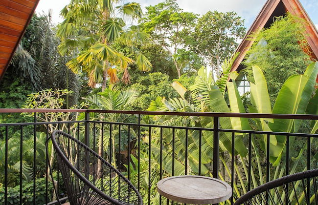 Azure 2BR Modern Private Pool Villa in Pererenan - Photo 13