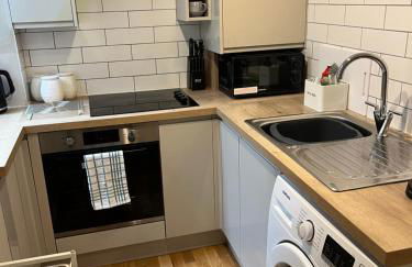 Garden Flat near train station - Foto 15