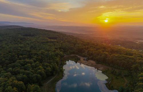 Pinnacle Pointe by Relaxtay 600 Acre Private Luxury Estate with Spa, Pool, Theater and Lake - Foto 34