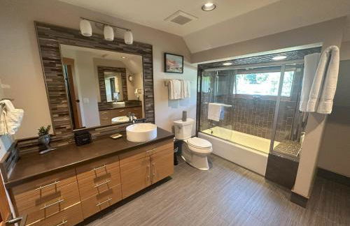 Coveted Creekside Setting, Near Downtown And Bogert Park - Foto 15