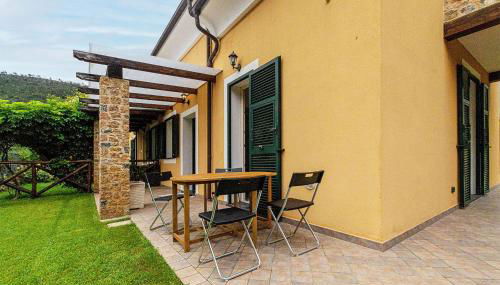 2 Bedroom Cozy Home In Cisano Sul Neva - Photo 2