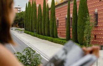 Apartamentos enfrente del Museo Dalí - Serena Stays - Foto 12