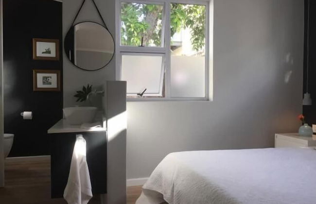 Central Claremont Garden Apartment - Foto 8