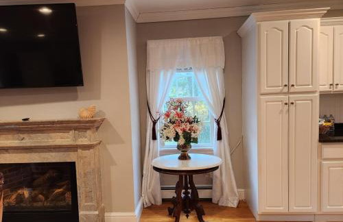 Spacious Coastal Retreat in Buzzards Bay, Quiet & Family-Friendly - Foto 67