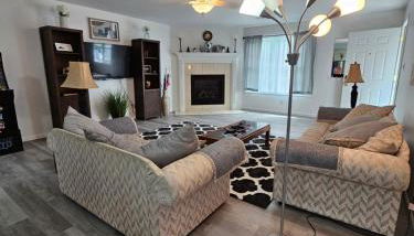 Niagara Shoreline Villa 1 - Photo 2