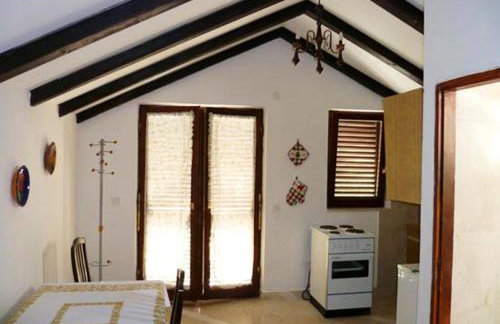 Cosy Apartment with Sea View in Zlarin - 50 sqm + Terrace - Photo 16