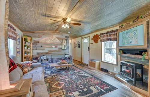 Northville Cabin with Fire Pit, 4 Mi to Boat Ramp! - Foto 5