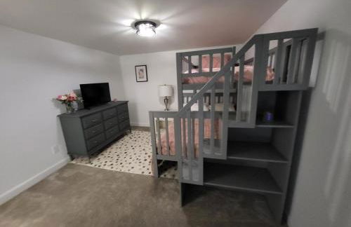 Spacious, Renovated, 5-bedroom Retreat, Near I-85 - Foto 37