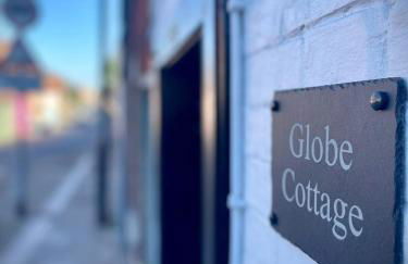 Globe Cottage - Photo 2
