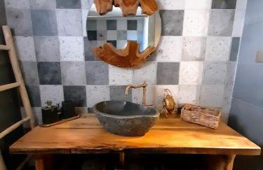 SeaView Backyard - Photo 27