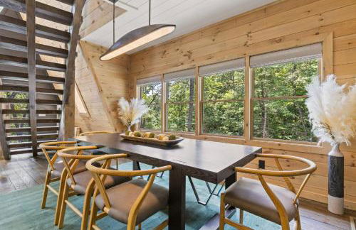 Secluded Luxe A Frame Lodge~ Hot Tub~ Fire Pit - Foto 17