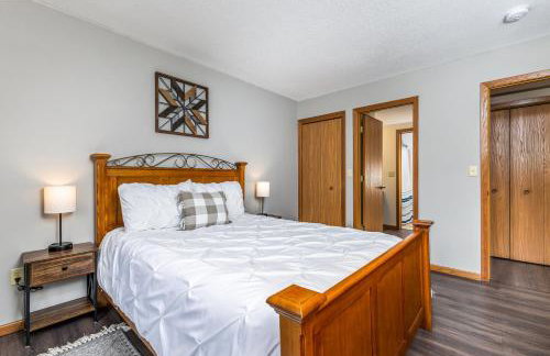 Cozy at Creekwood Getaway - Foto 13