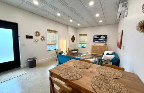 Boho Bliss Downtown Apartment in Historic Pilot Mountain - Foto 15