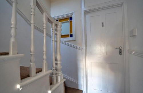 Finest Retreats - Centre View - Photo 23