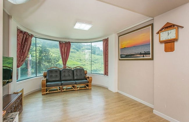 Byeonsan Dongguerami Pension - Photo 36