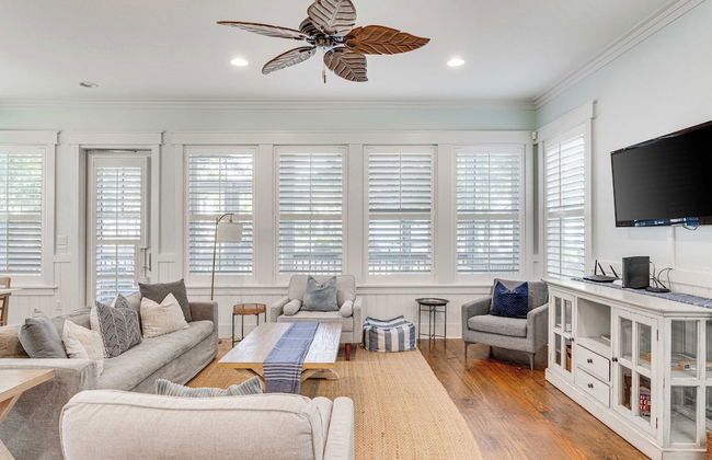 Pearl by Avantstay Idyllic Seaside Getaway w/ 2 Large Decks & Lush Garden - Foto 23