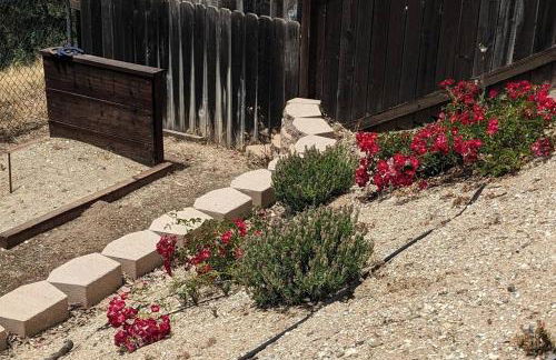 Manzanita Manor-Whimsical art & near downtown - Foto 8