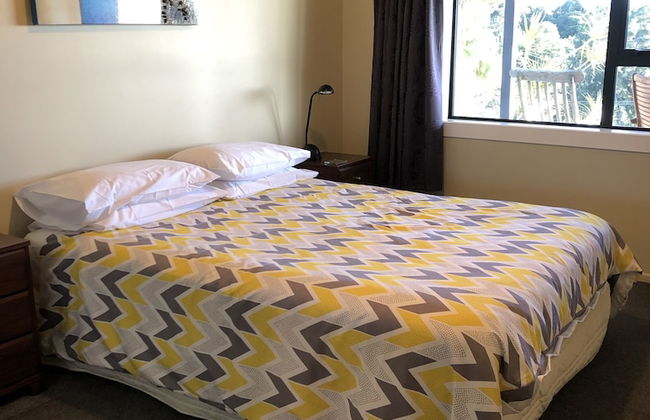 Our Beach House - Upper Wainui - Photo 2